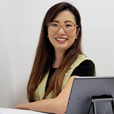 Naomy Nishi